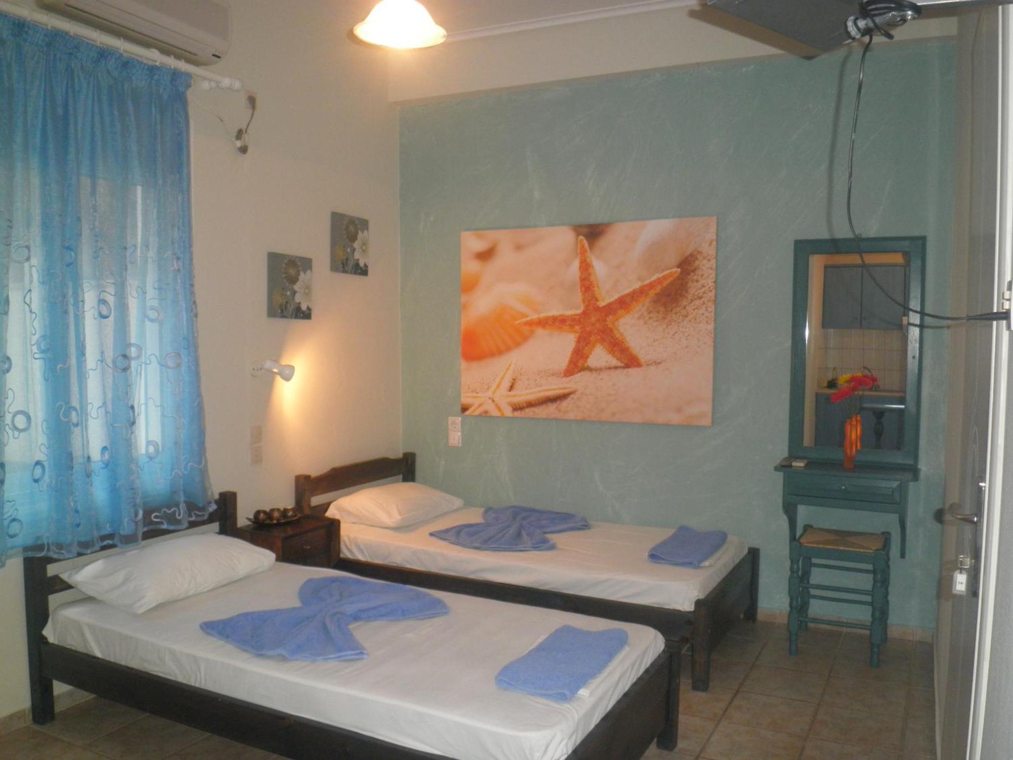 Babis Hotel Skiathos Town Room photo